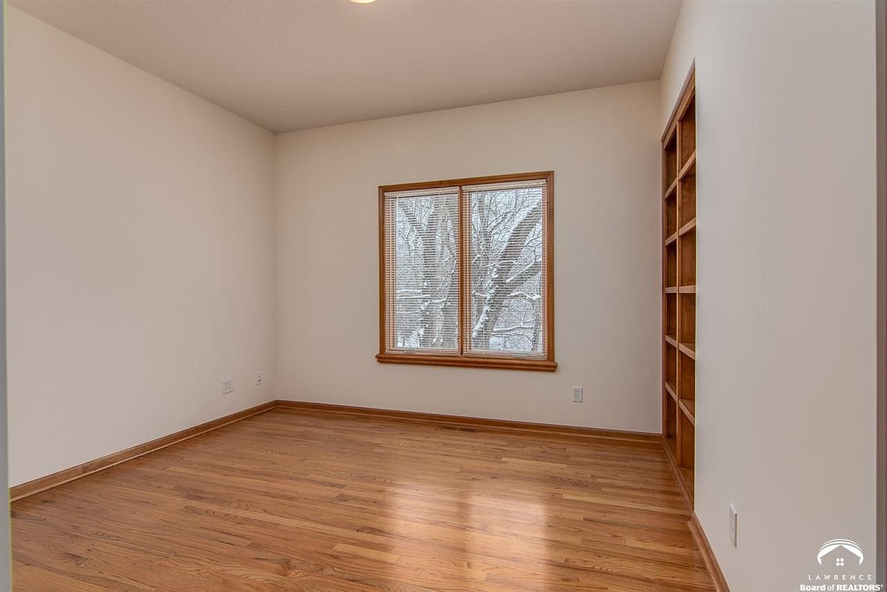 1208 Parkside Rd — photo 17