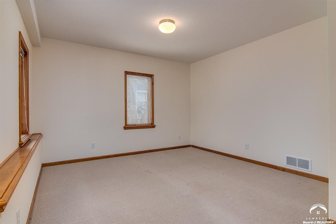 1208 Parkside Rd — photo 27