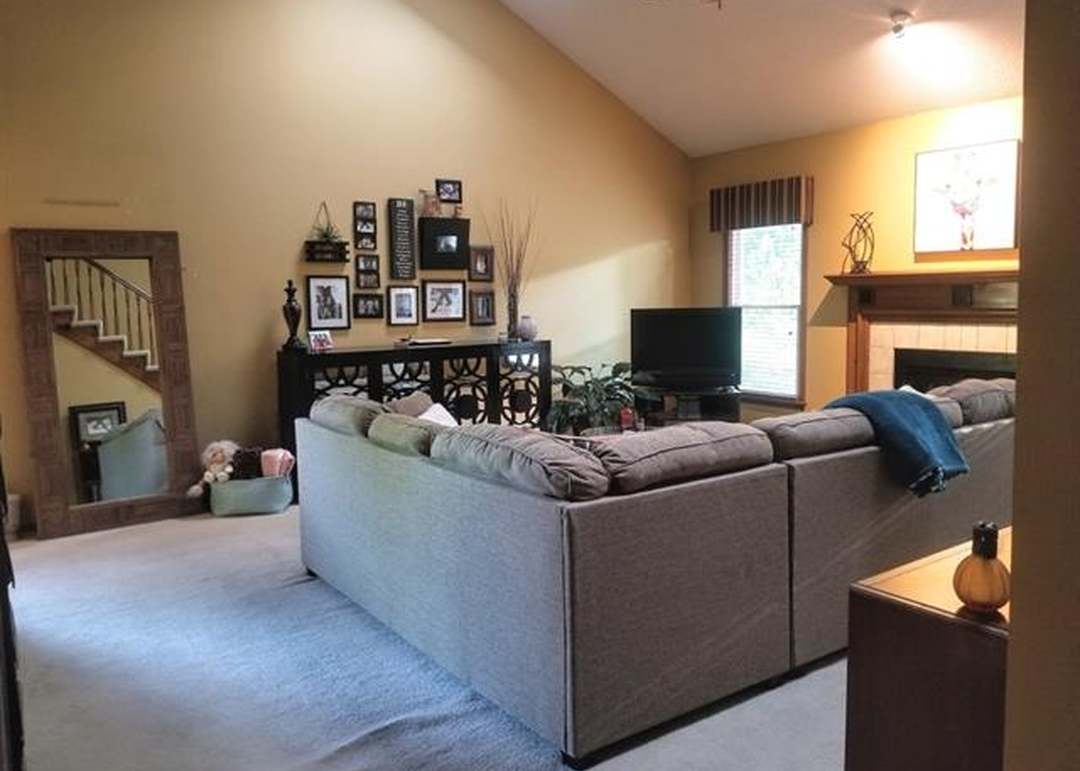 12114 Slater Street — photo 16