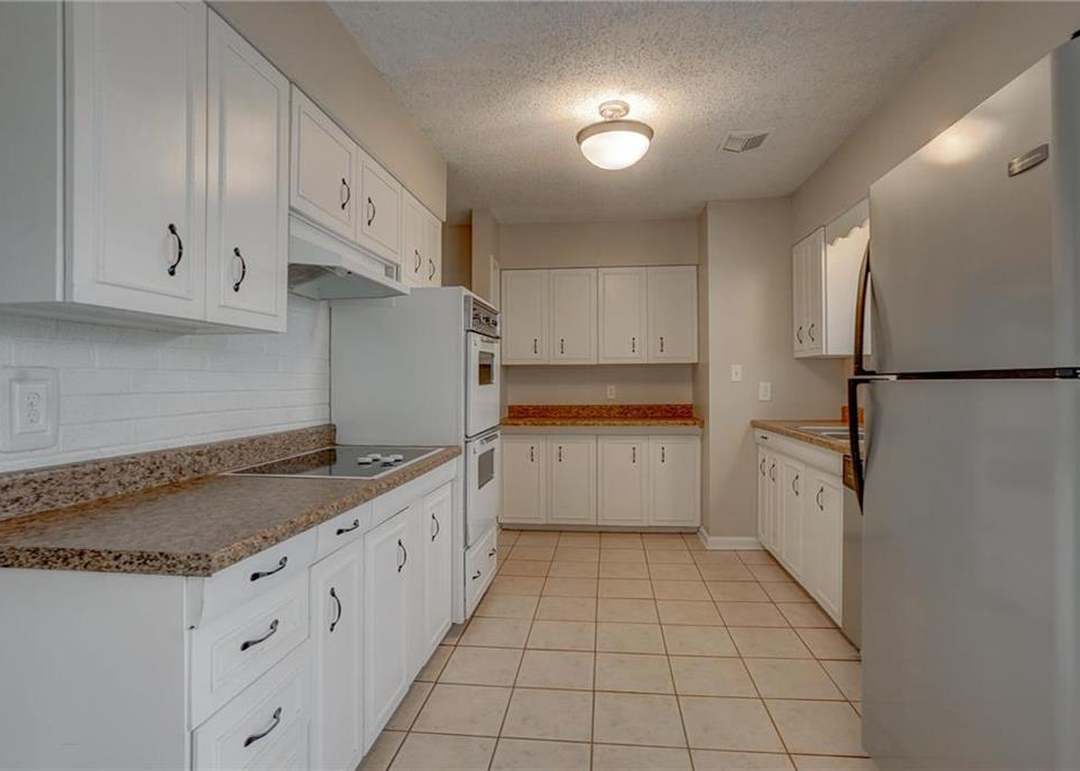 12114 W 92ND STREET — photo 9