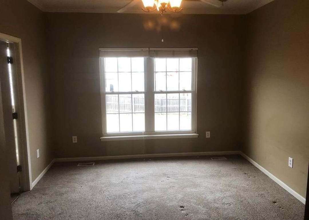 1212 NW Sawgrass Drive — photo 5