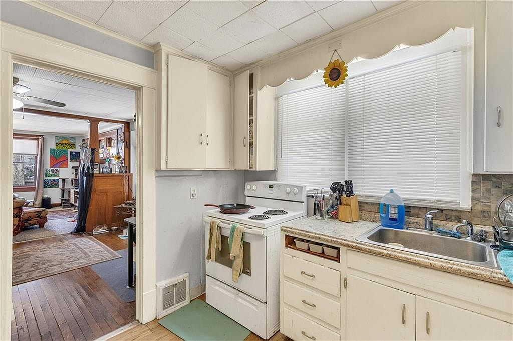 1214 W Waldo Avenue — photo 11