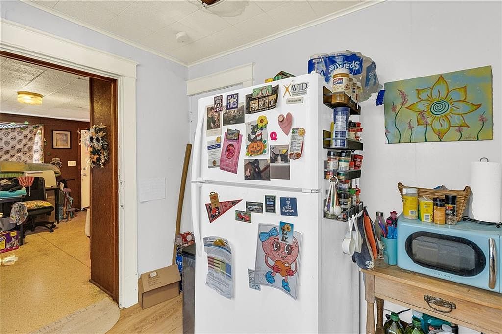 1214 W Waldo Avenue — photo 13
