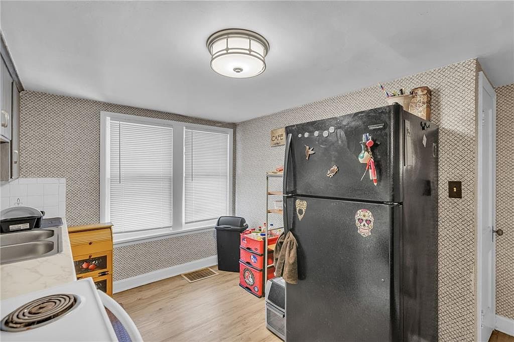 1214 W Waldo Avenue — photo 25
