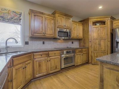 12150 S Sunray Drive — photo 15