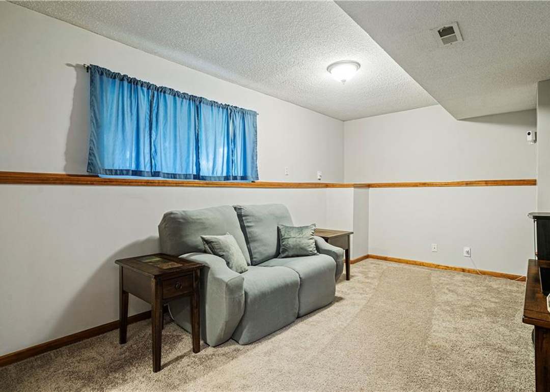 1216 NE Magnolia Street — photo 18