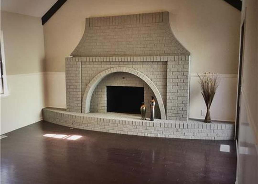 12209 W 72nd Street — photo 4