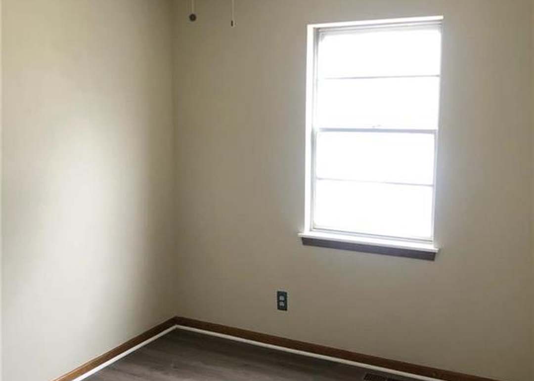 1221 NW 74th Street — photo 14