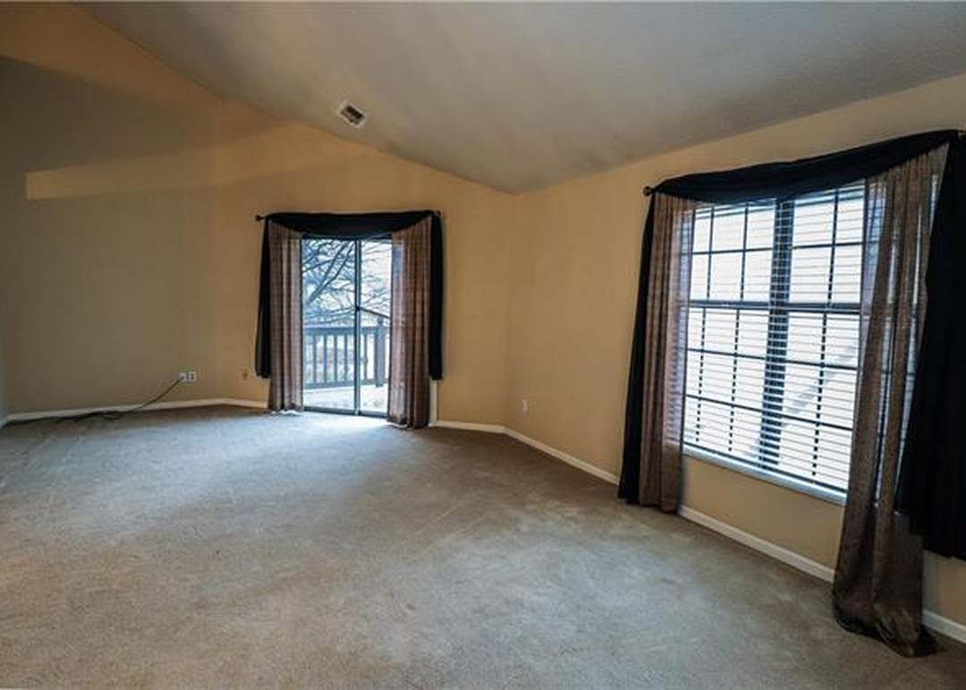 12236 Holmes Lane — photo 19
