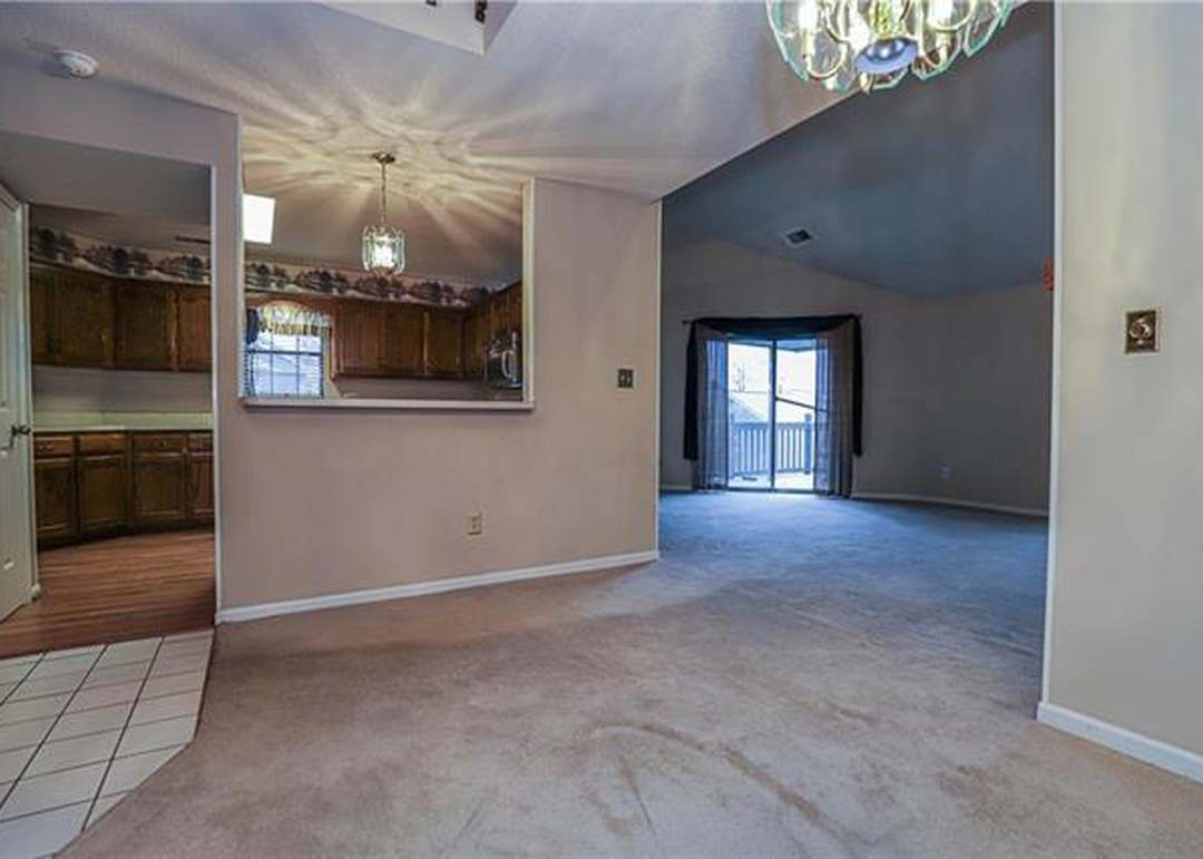 12236 Holmes Lane — photo 34
