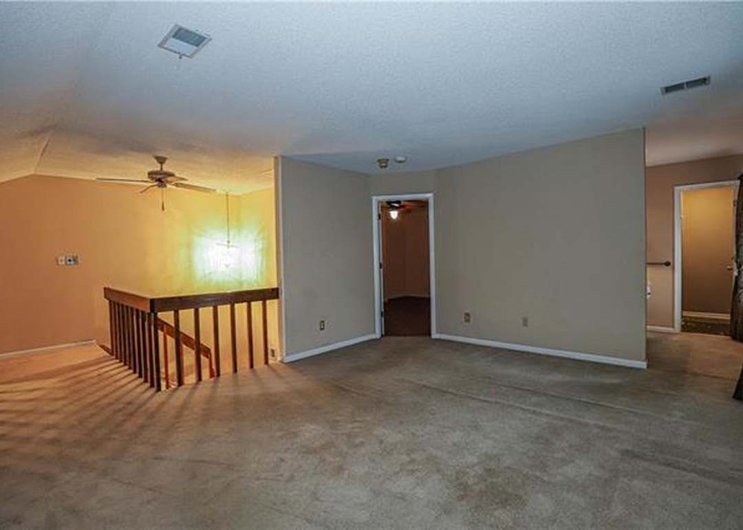 12236 Holmes Lane — photo 37