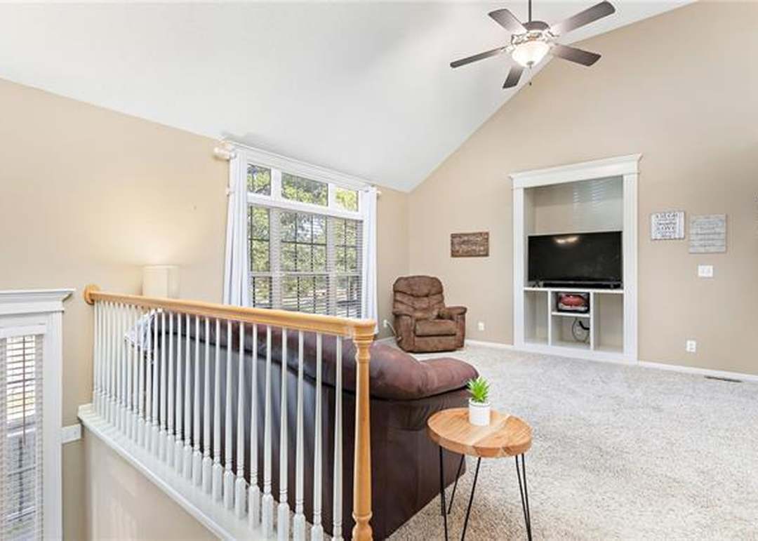 12289 S Crest Drive — photo 9
