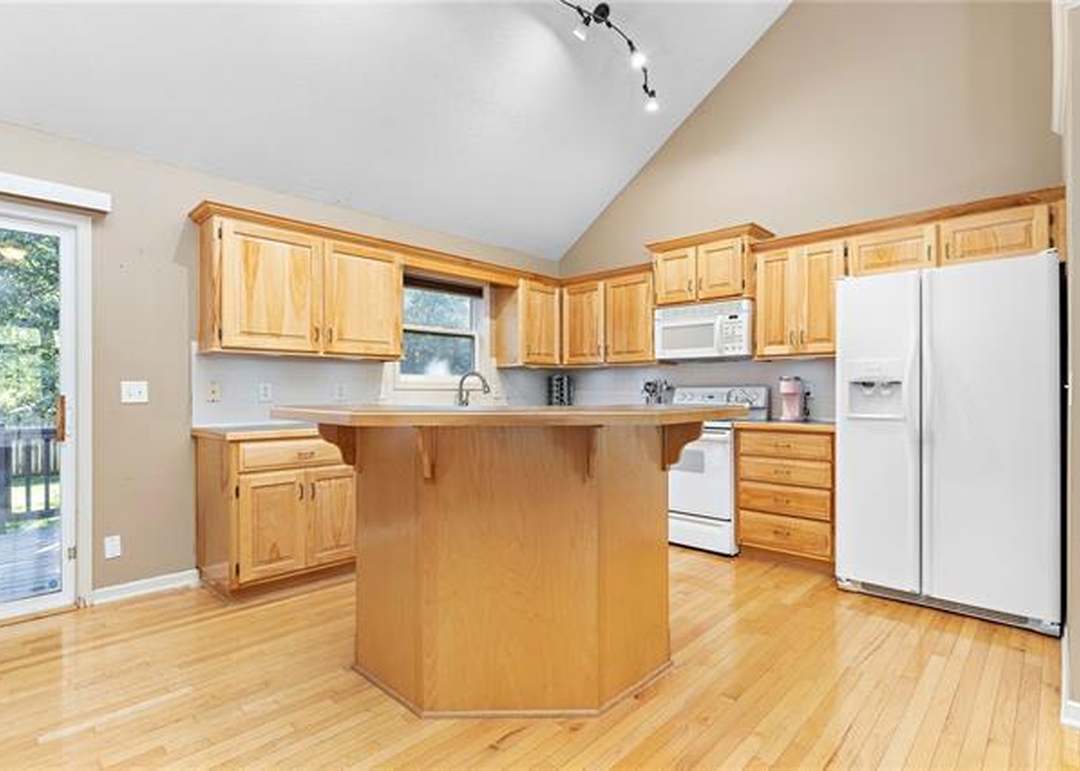 12289 S Crest Drive — photo 14