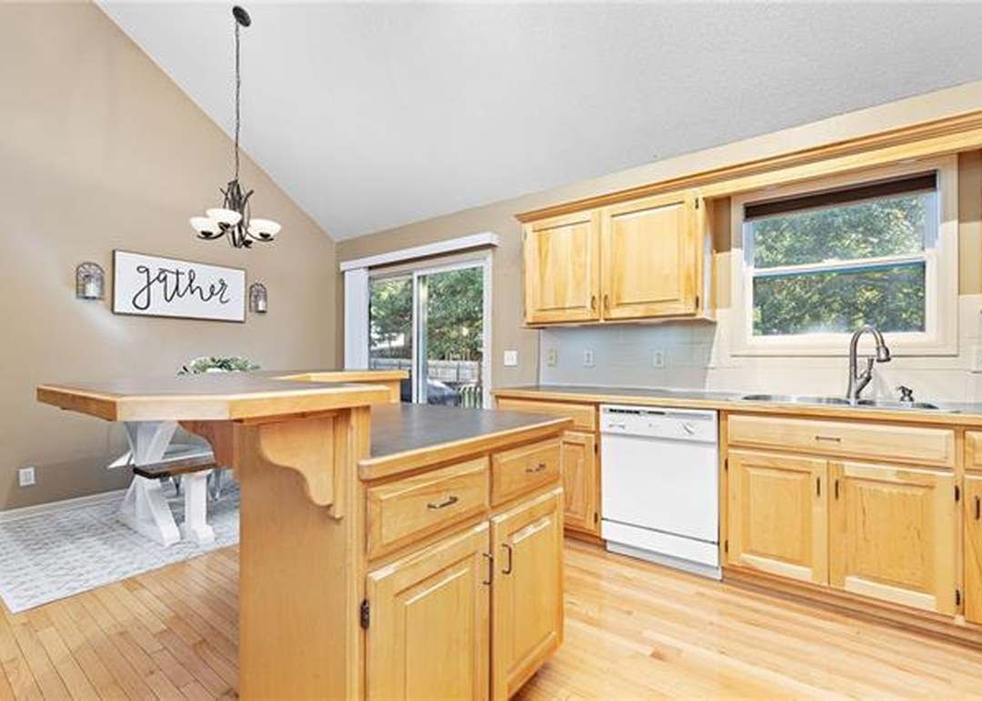 12289 S Crest Drive — photo 15