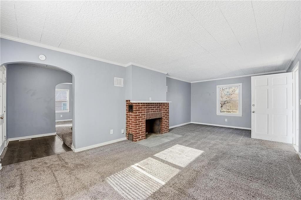 1230 W 31st Street — photo 5