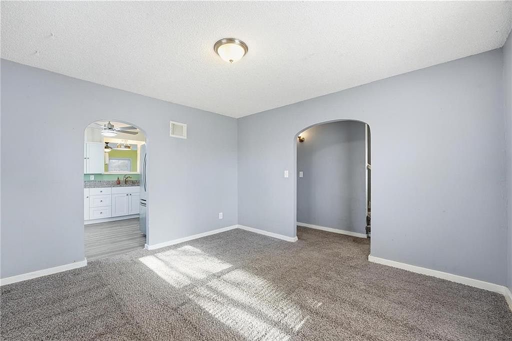 1230 W 31st Street — photo 17