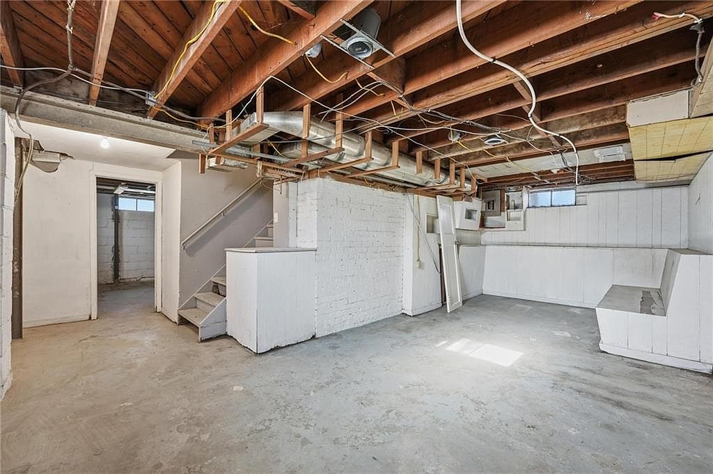 1230 W 31st Street — photo 29