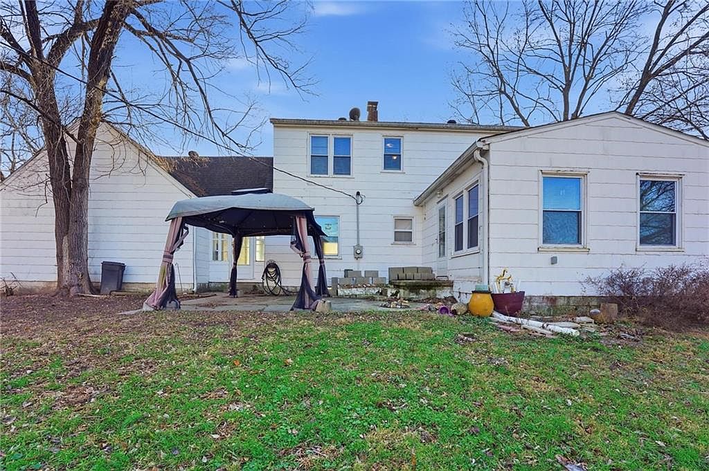 1230 W 31st Street — photo 33