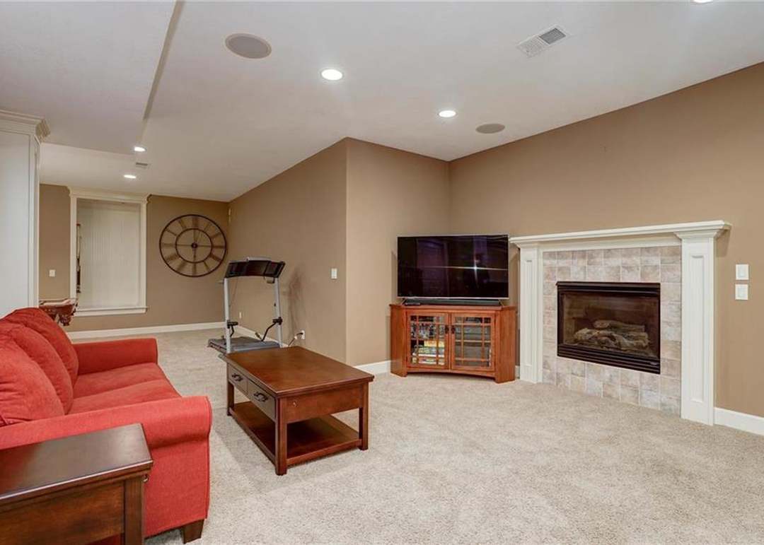 12304 BRADSHAW Street — photo 39