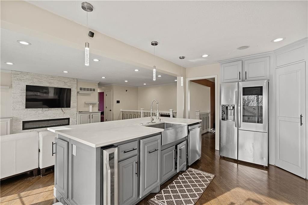 12318 S Locust Circle — photo 10