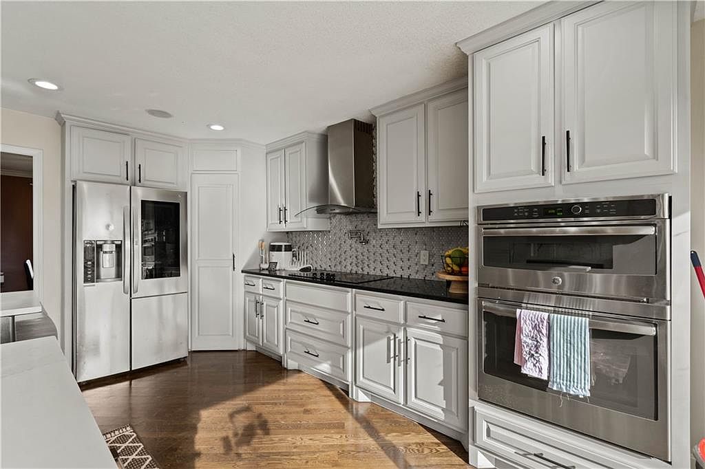 12318 S Locust Circle — photo 11