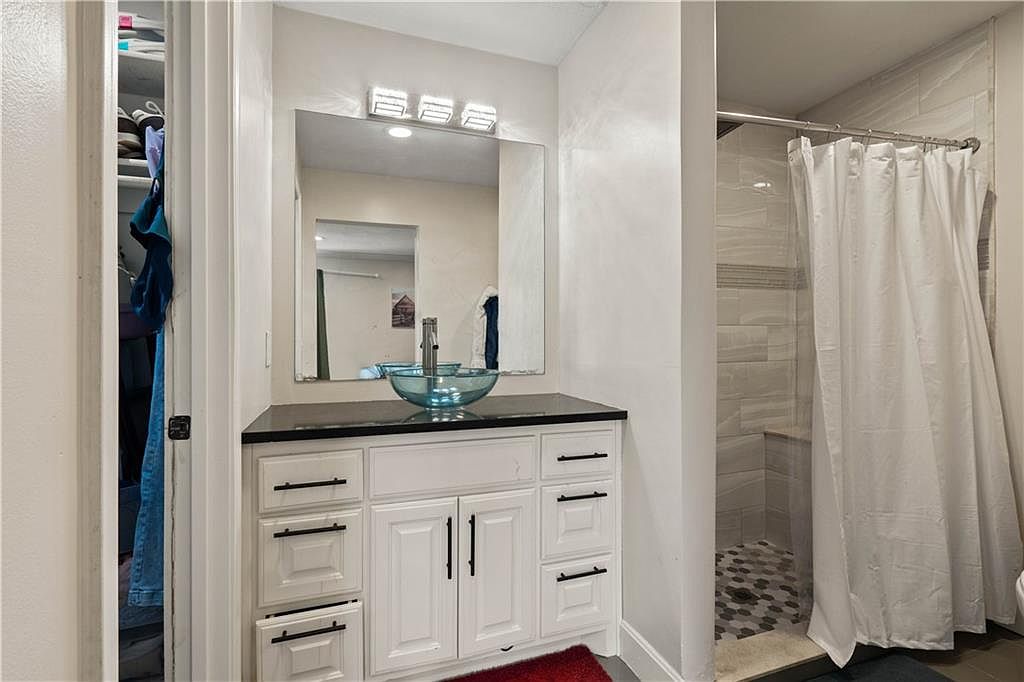 12318 S Locust Circle — photo 19