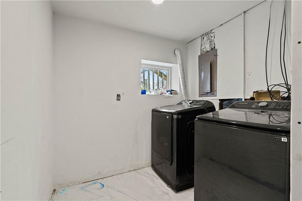 12318 S Locust Circle — photo 21
