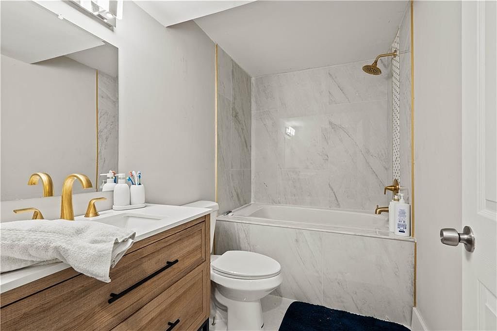 12318 S Locust Circle — photo 22