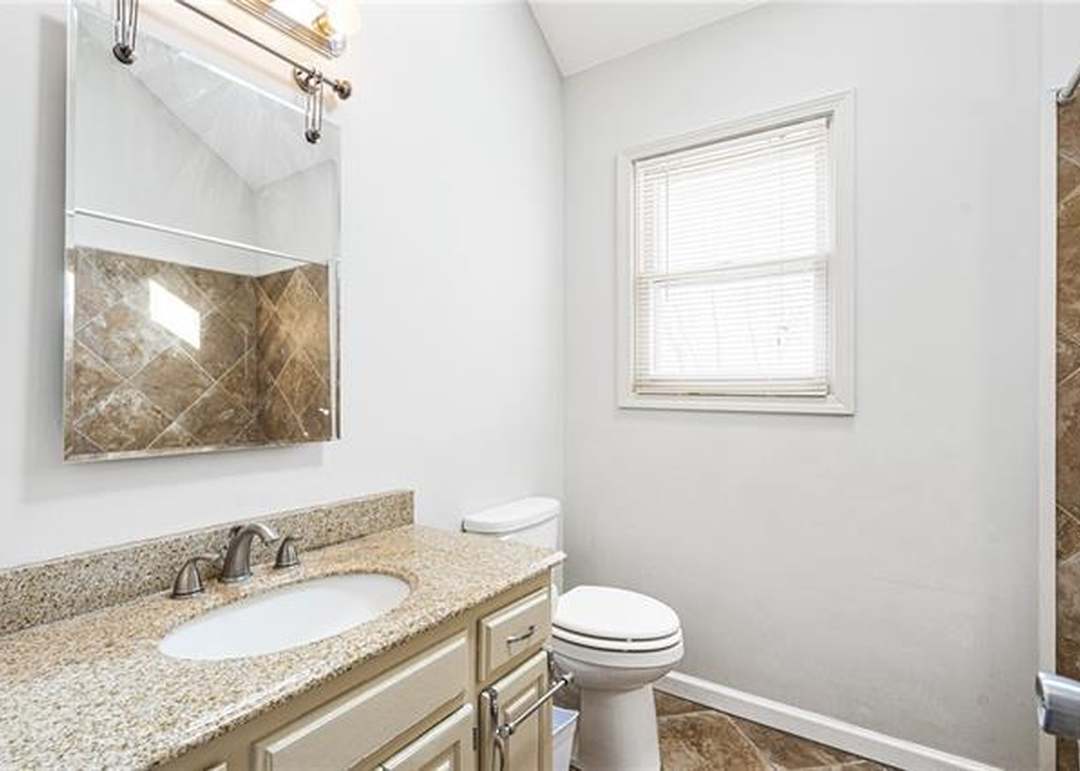 1232 Wellington Way — photo 5