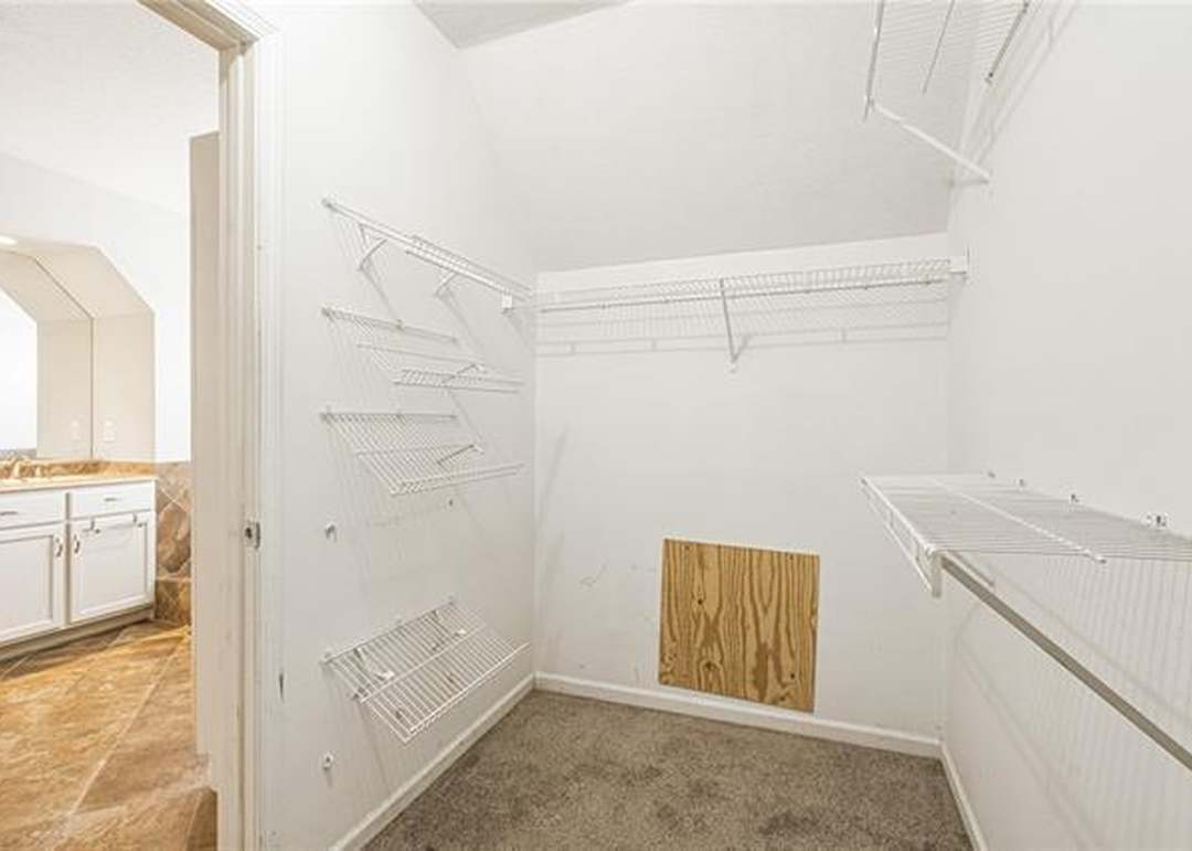 1232 Wellington Way — photo 7