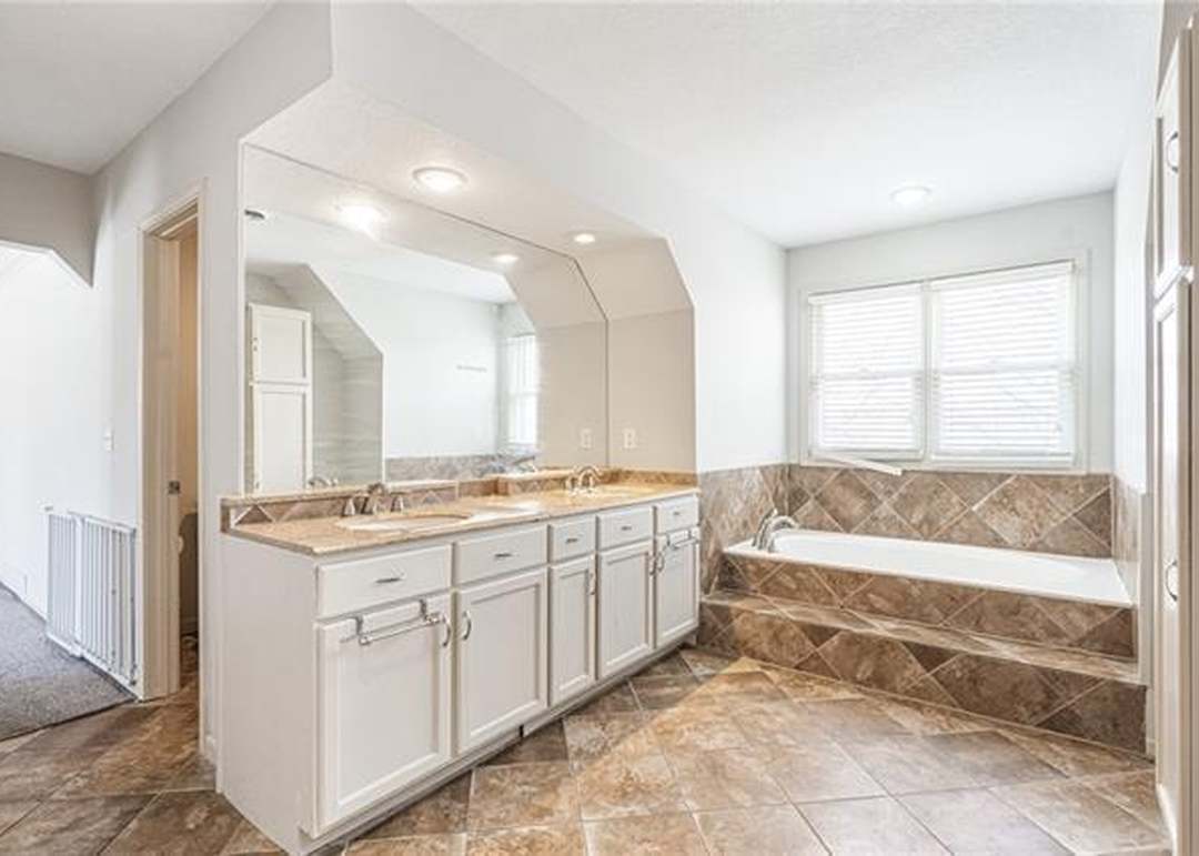1232 Wellington Way — photo 26