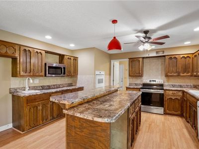 12405 Pine Valley Drive — photo 13