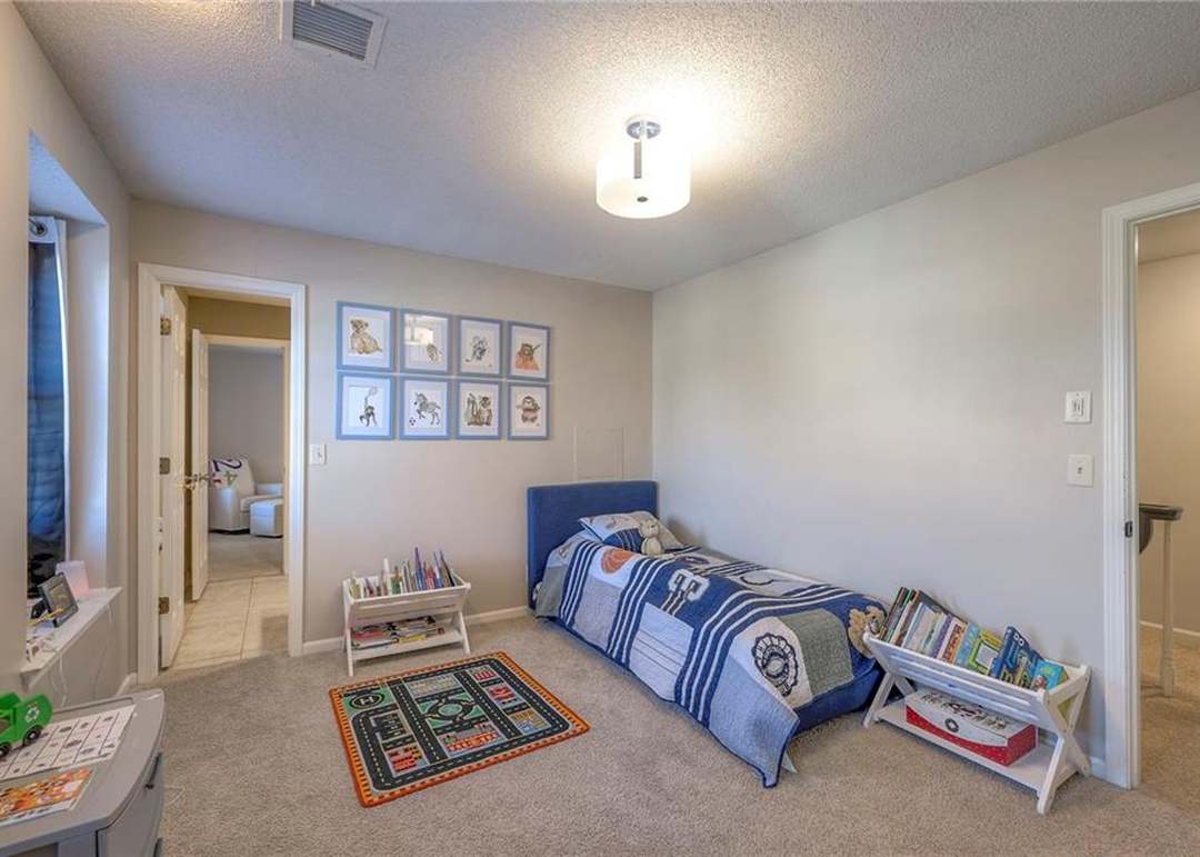 12500 Walmer Street — photo 33