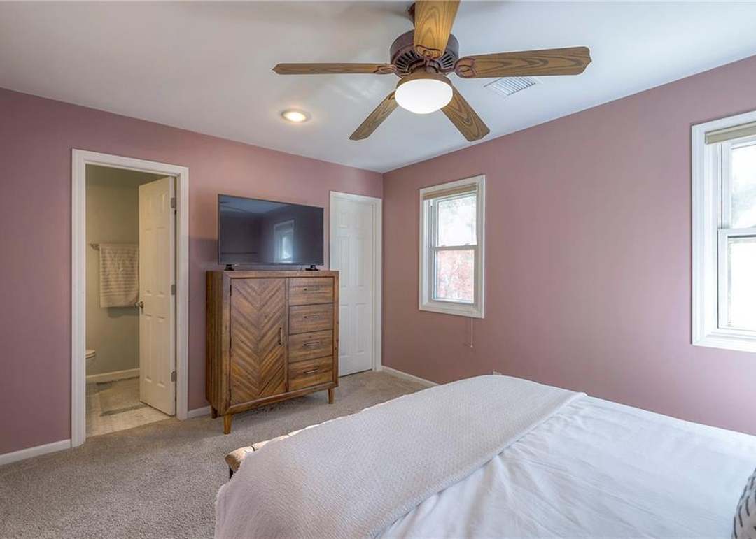 12500 Walmer Street — photo 39