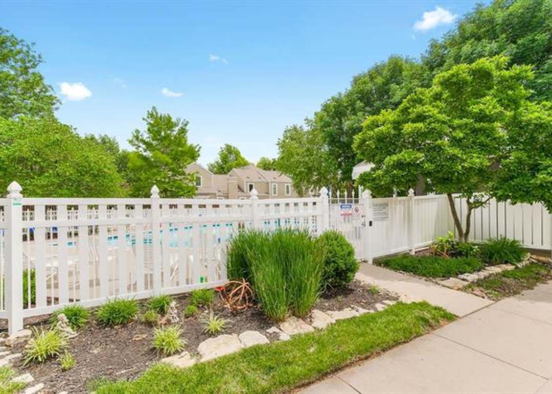 12581 Broadmoor Street — photo 29