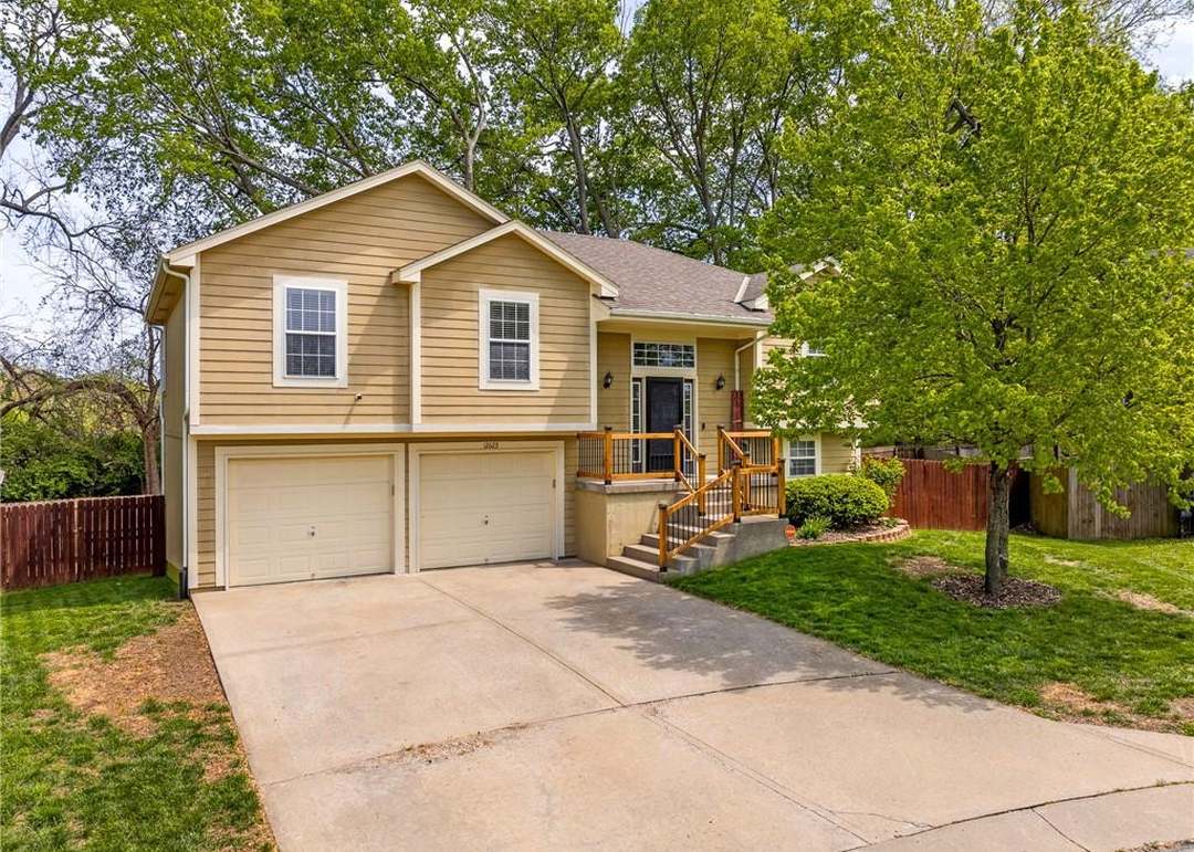 12623 Fountain Lake Circle — photo 9