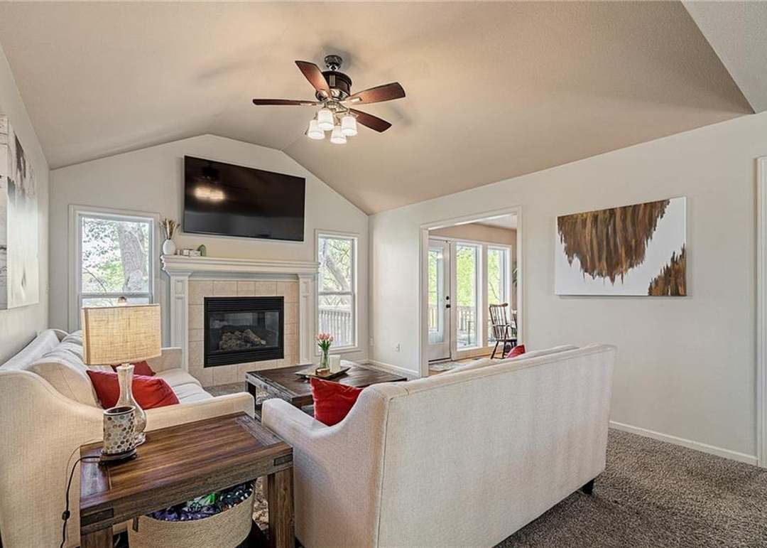 12623 Fountain Lake Circle — photo 14