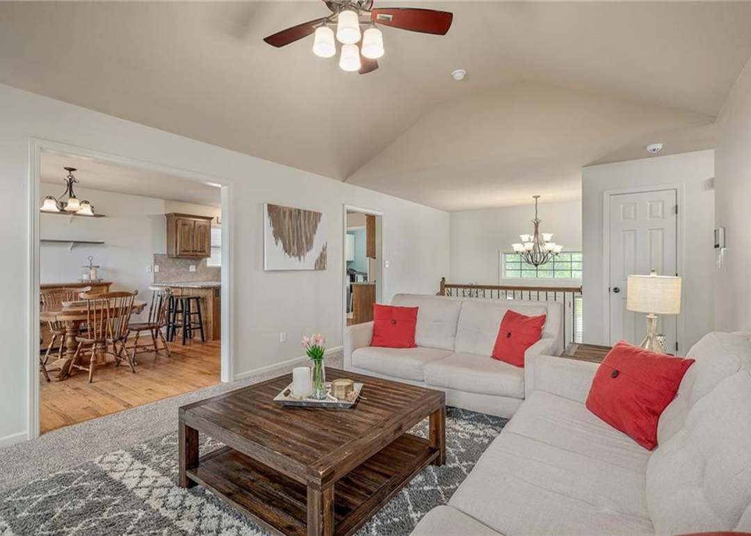 12623 Fountain Lake Circle — photo 16
