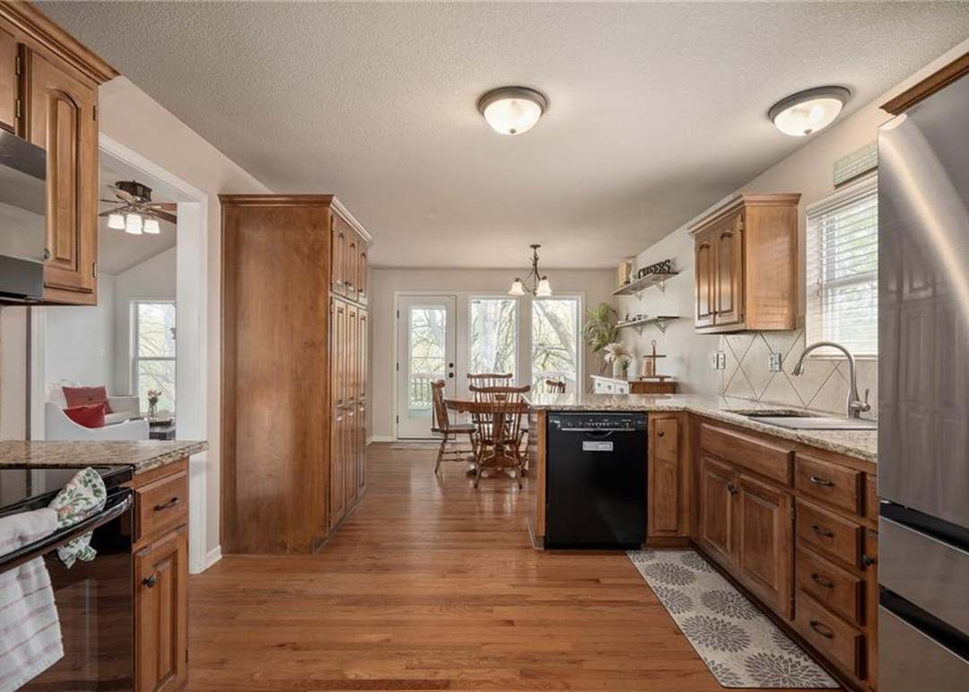 12623 Fountain Lake Circle — photo 19