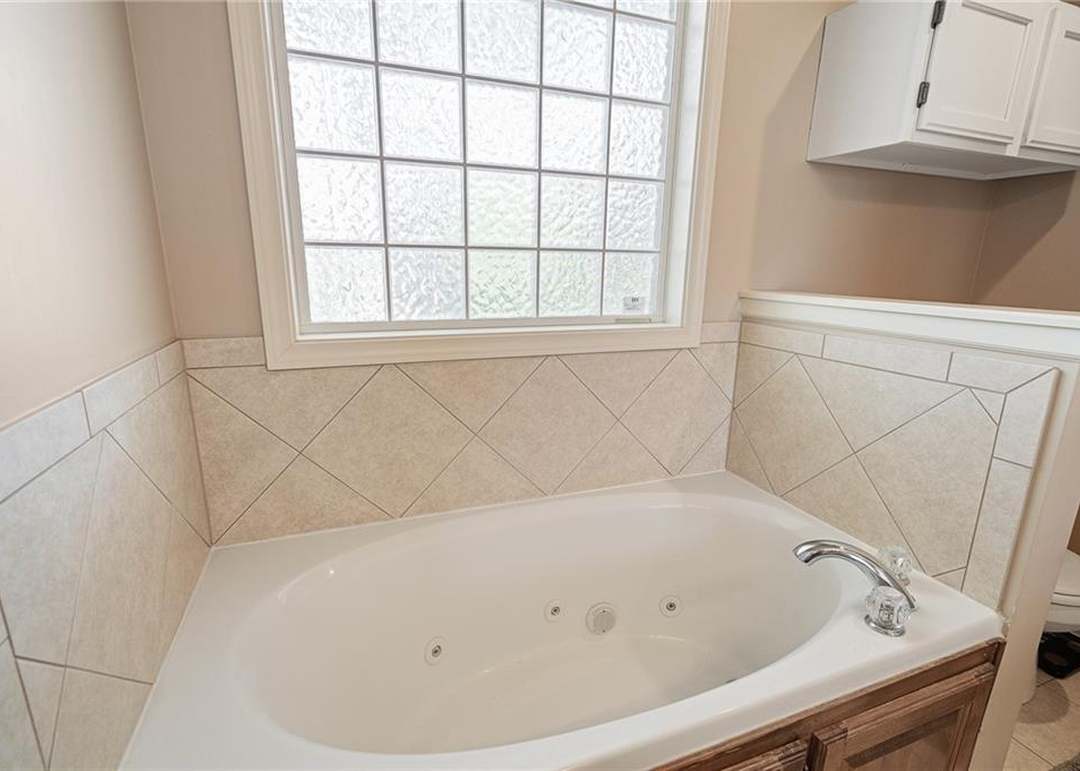 12623 Fountain Lake Circle — photo 33