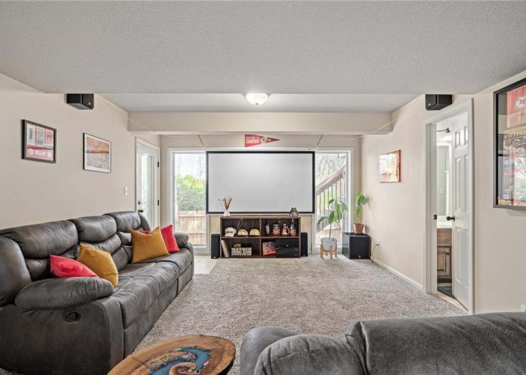 12623 Fountain Lake Circle — photo 42