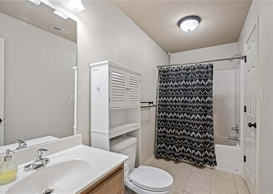 12623 Fountain Lake Circle — photo 46