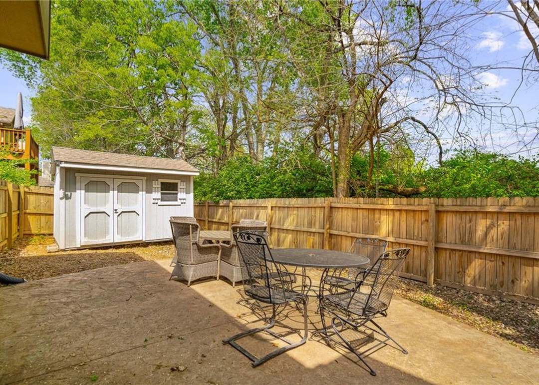12623 Fountain Lake Circle — photo 47