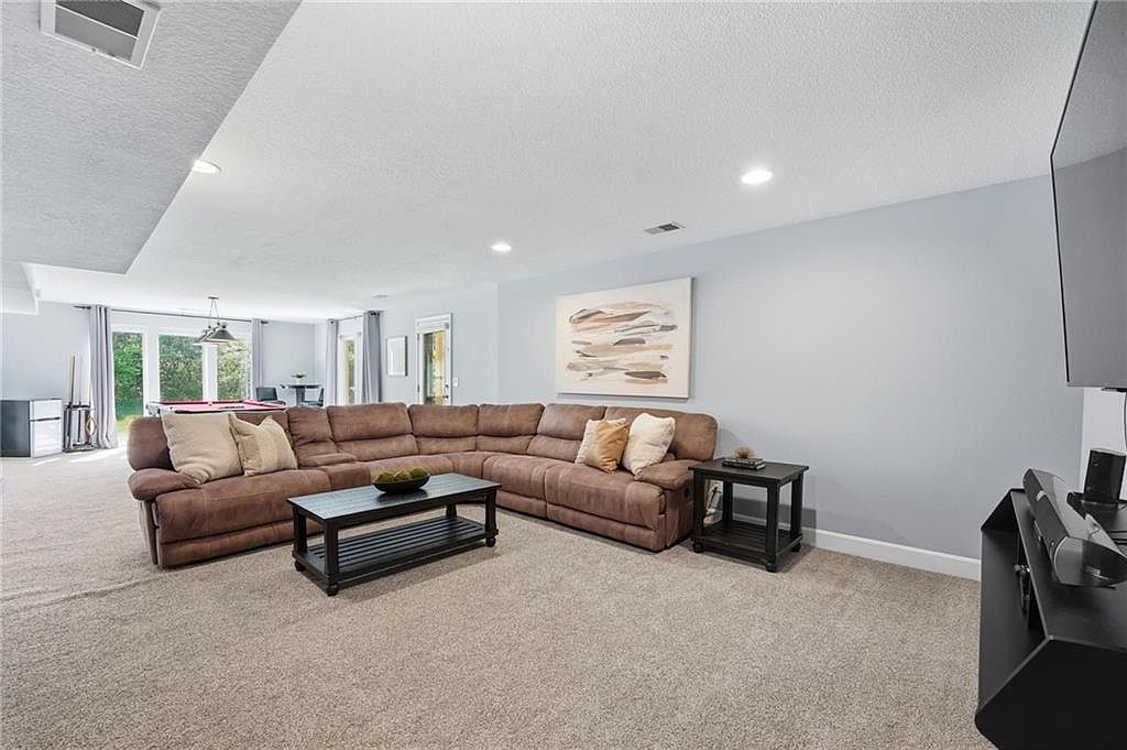 12627 Charlotte Street — photo 25