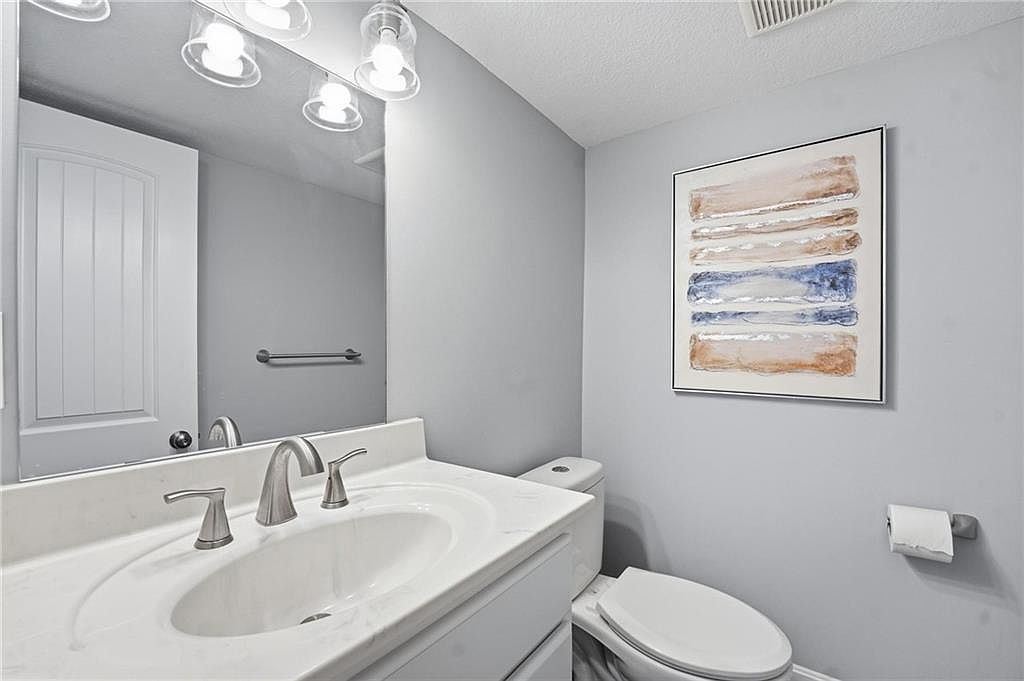 12627 Charlotte Street — photo 27