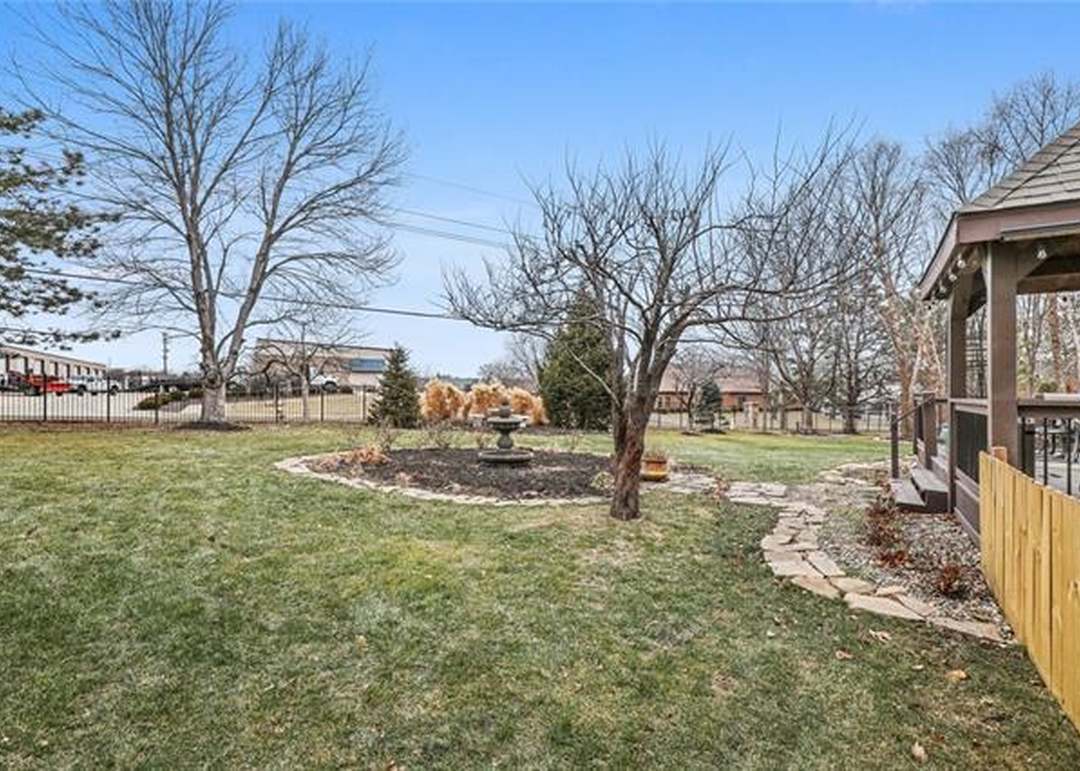 12700 Woodward Street — photo 3