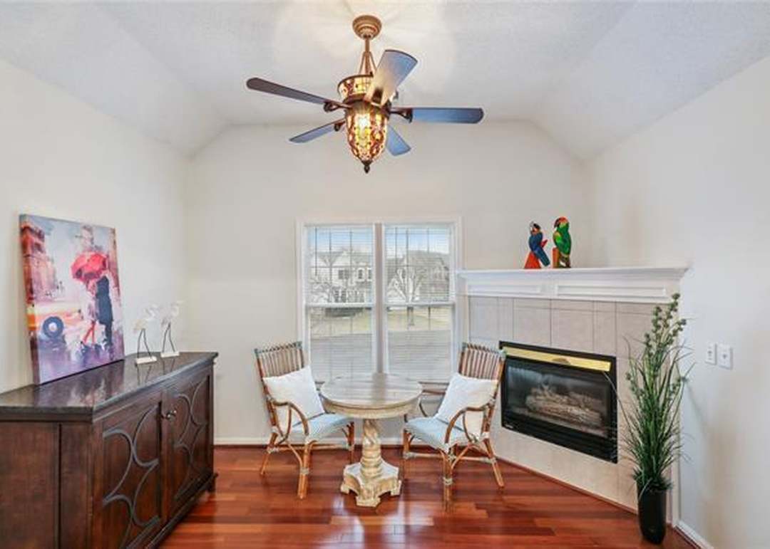 12700 Woodward Street — photo 4