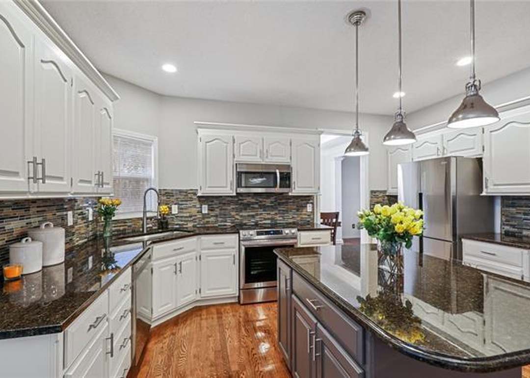 12700 Woodward Street — photo 14