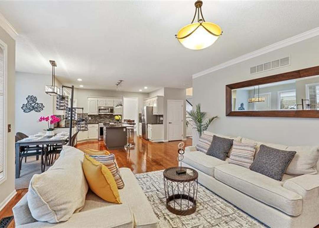 12700 Woodward Street — photo 16