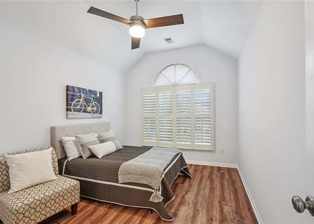 12700 Woodward Street — photo 26